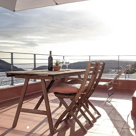 Lovelystay - 3bdr W/terrace Апартаменты *