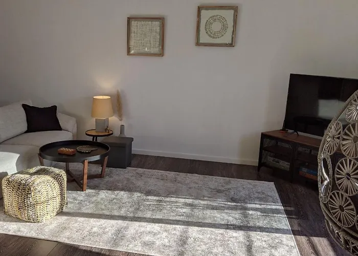 Lovelystay - 3bdr W/terrace