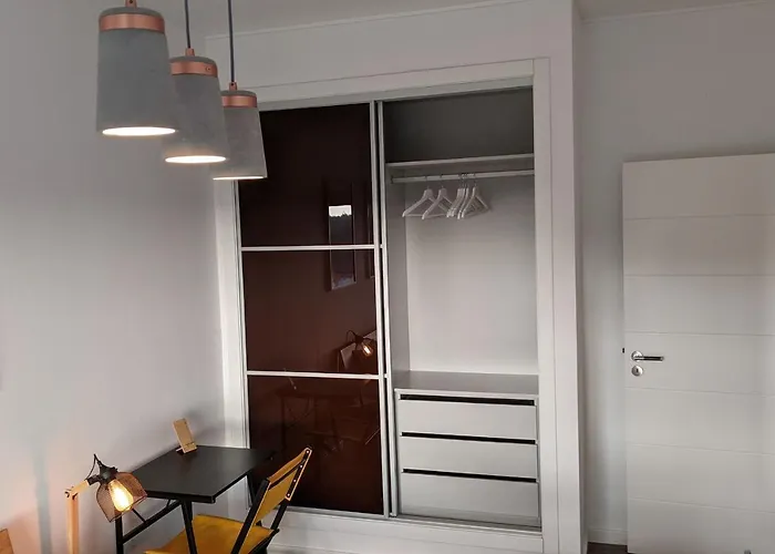 Lovelystay - 3bdr W/terrace דירה *