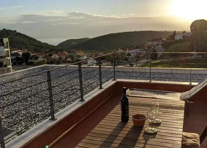 Lovelystay - 3bdr W/terrace דירה ססימברה